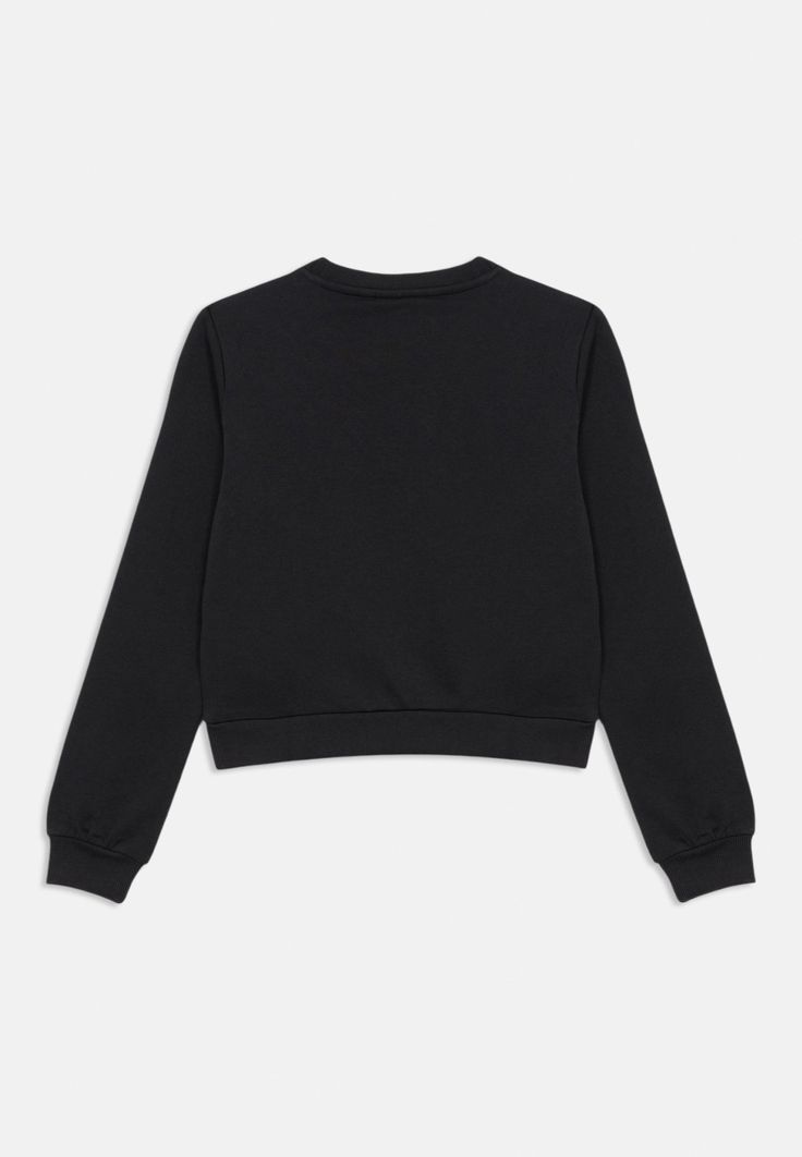 Black sweatshirt